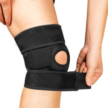 Эластичный фиксатор коленного сустава Kosmodisk Knee, Наколенник для суставов колена Космодиск, Бандаж с фиксацией коленной чашечки Эластичный фиксатор коленного сустава Kosmodisk Knee, Наколенник для суставов колена Космодиск, Бандаж с фиксацией коленной чашечки