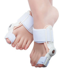 Магнитная вальгусная шина для большого пальца стопы Hallux Valgus Pro Белая 092l Магнитная вальгусная шина для большого пальца стопы Hallux Valgus Pro Белая 092l